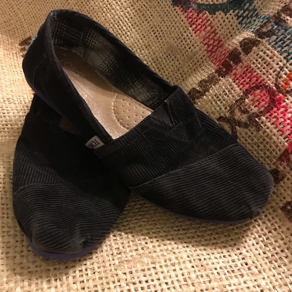 Toms black corduroy with purple sole *worn on toe* see photo